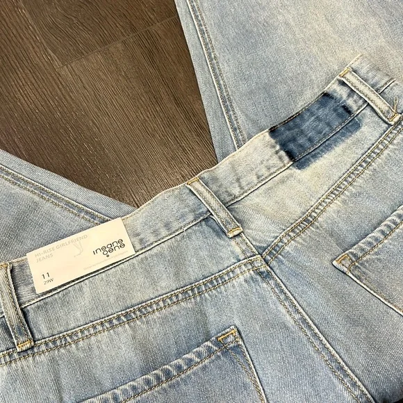 Hi-Rise girlfriend jeans 👖 - Picture 12 of 16